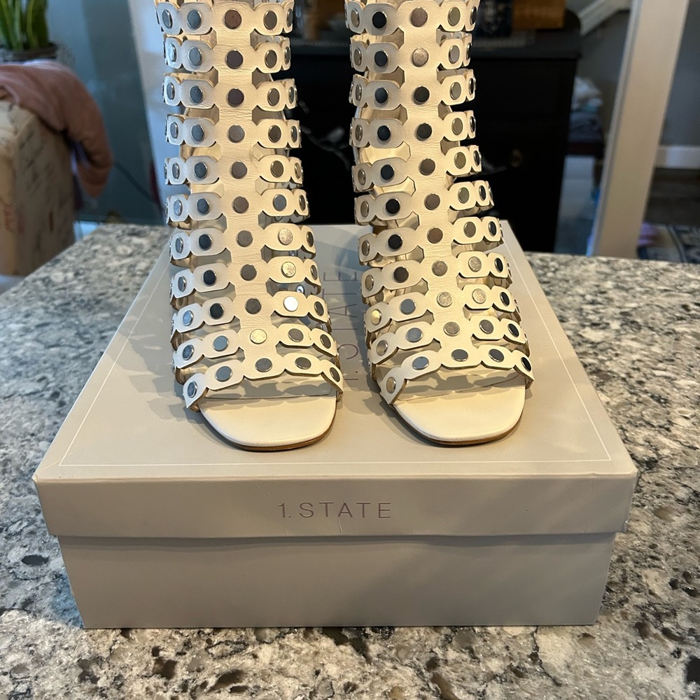 Nwot Nib. I.State - The Prentice - image 1